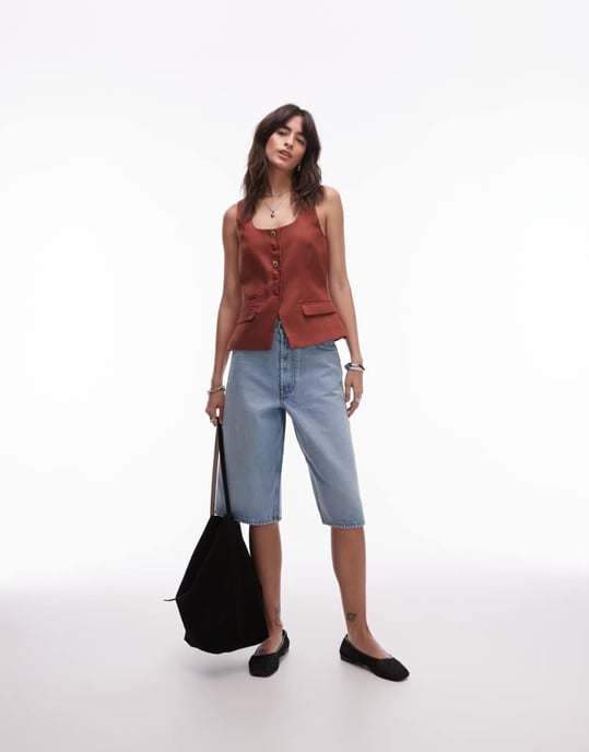 Topshop premium bröllopsgäst avtalsförhållande scoop neck långlinje väst i brunt - Image 4