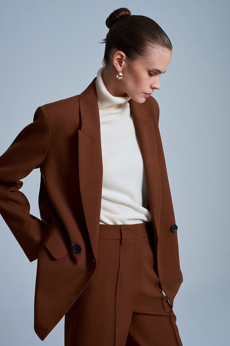Oversized Long Crepe Blazer Jacket - Image 4
