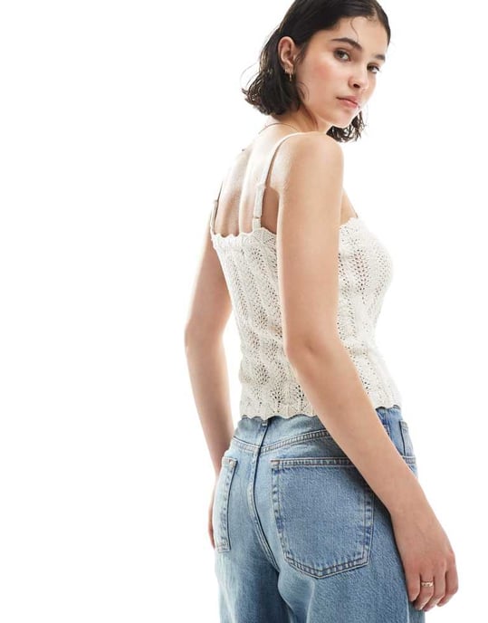 Vero Moda knapplöst virkat cami-top i krämfärg - Image 3