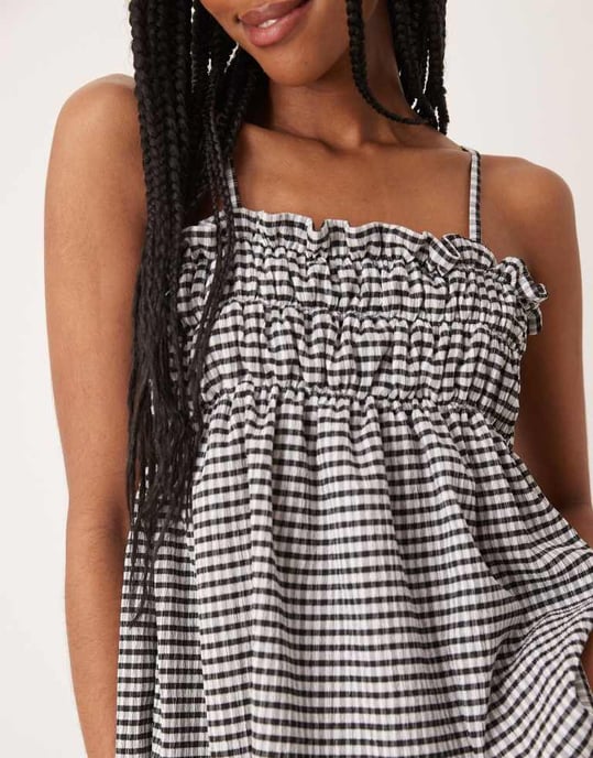 ASOS DESIGN linne med volangdetalj i monokrom rutigt mönster - Image 3