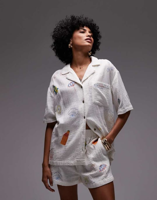 Topshop koord bomull doodle broderade shorts i vitt - Image 4