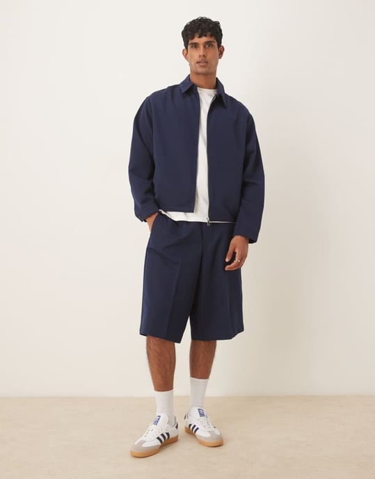 ASOS DESIGN smart matchande oversized bermudashorts i marinblått - Image 2