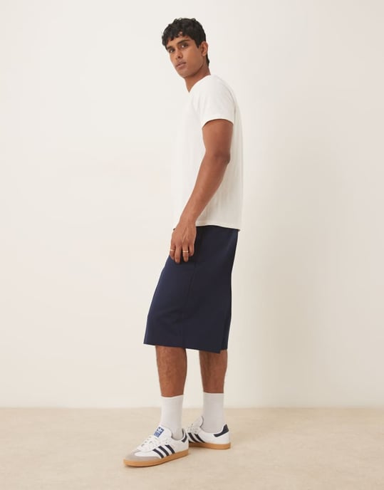 ASOS DESIGN smart matchande oversized bermudashorts i marinblått - Image 3