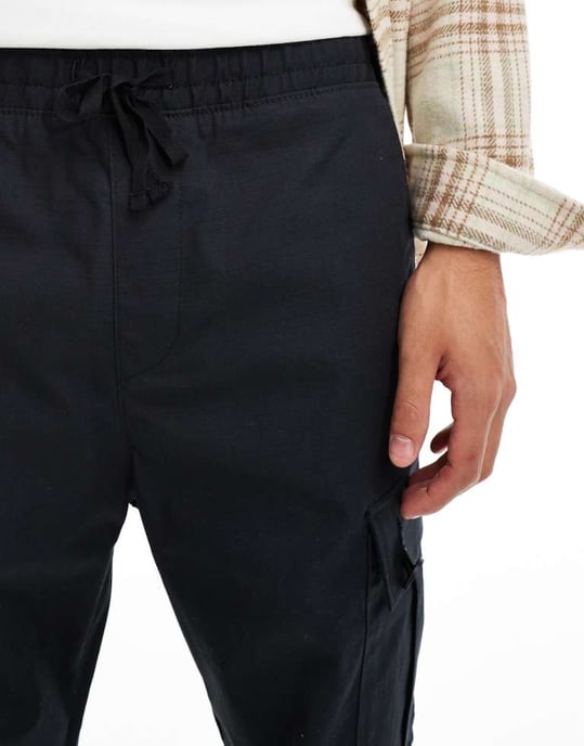 HUGO Red garlo cargo trousers in black - Image 4