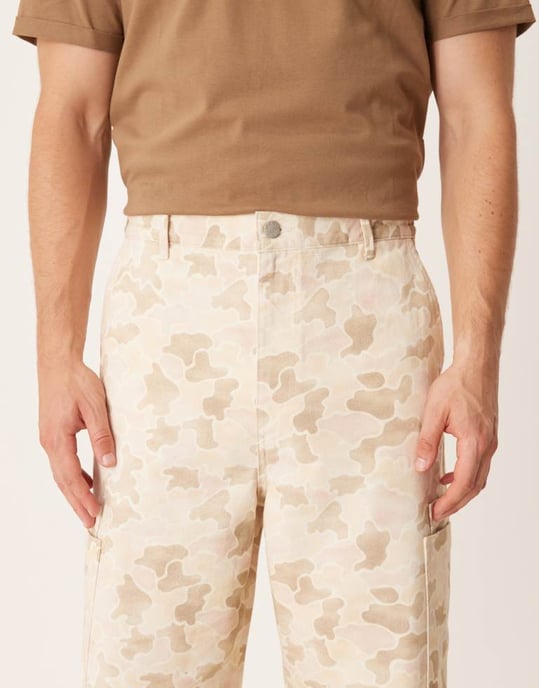 ASOS DESIGN lösa raka cargobyxor i camouflage - Image 4