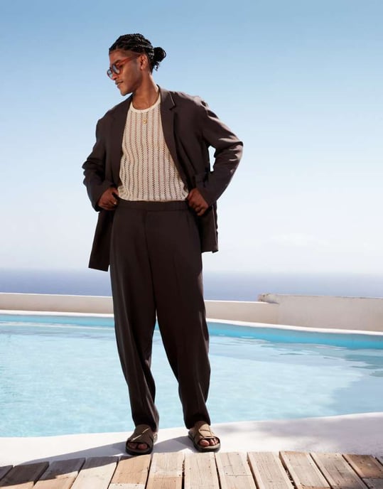 ASOS DESIGN oversized tapered lätta kostymbyxor i grått - Image 1