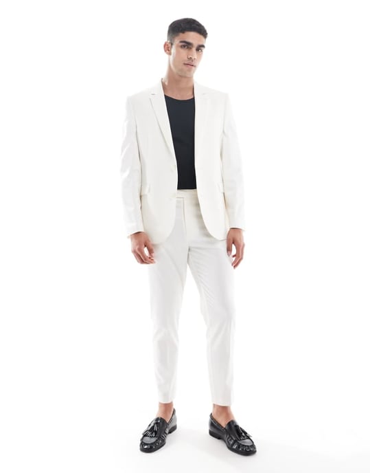 ASOS DESIGN tapered kostymbyxor i ecru - Image 1