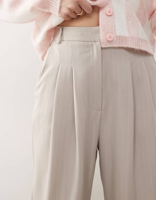 Miss Selfridge vida skräddarsydda byxor i beige randigt mönster - Image 2