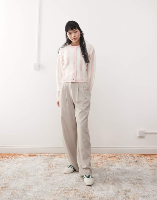 Miss Selfridge vida skräddarsydda byxor i beige randigt mönster - Image 3