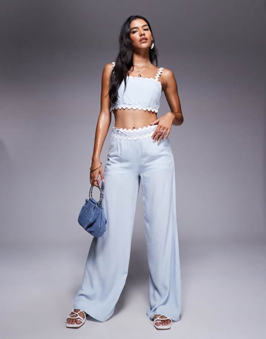 Missyempire bomull scallop trim midjeband vida byxor co-ord i babyblå - Image 1