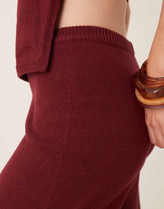 ASOS DESIGN matchande vida byxor i vinröd - Image 2