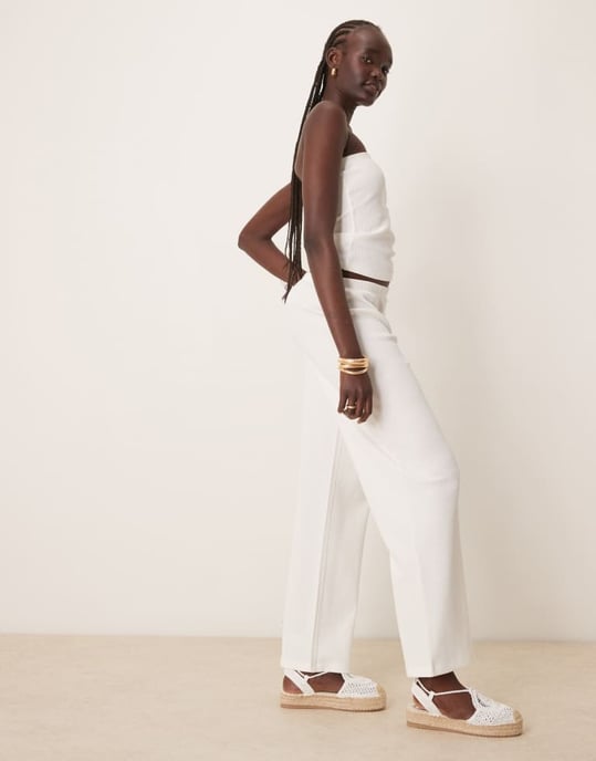 ASOS DESIGN vida ben våffelbyxa i krämfärg - Image 2