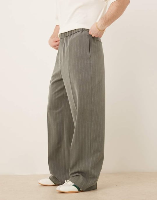 ASOS DESIGN dragsbyxor med vida ben i grått randigt mönster - Image 1
