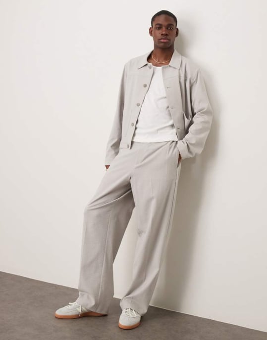 ASOS DESIGN smart koord vida byxor i ljusgrå sidentyget med elastisk midja - Image 1