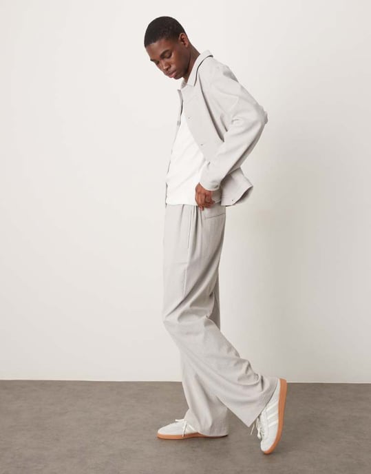 ASOS DESIGN smart koord vida byxor i ljusgrå sidentyget med elastisk midja - Image 2