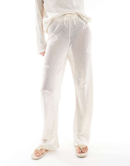 ASOS DESIGN spetsstickad vidbyxa med snäcka-motiv i ecru - Image 3