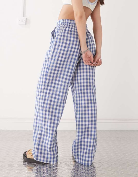 Återvunnen vintage baggy skräddarsydd linne-look byxa i blå rutigt - Image 3
