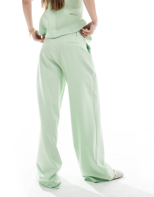 Miss Selfridge koordinera skräddarsydda vida byxor i matcha grönt - Image 4