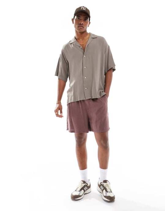 ADPT överdimensionerad skjorta med reverskrage i beige - Image 3