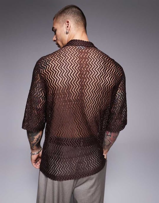 ASOS DESIGN boxy reverskrage skjorta i brunt virkat material - Image 4