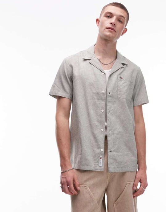 Tommy Jeans linneskjorta med knappar i tvättad grön - Image 1