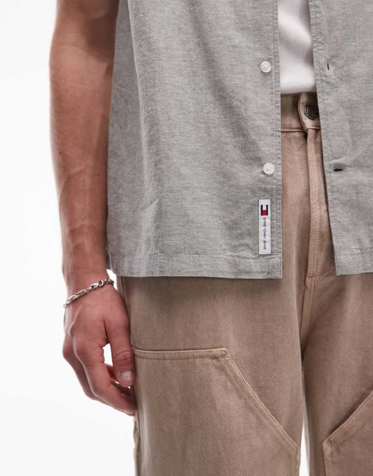 Tommy Jeans linneskjorta med knappar i tvättad grön - Image 2