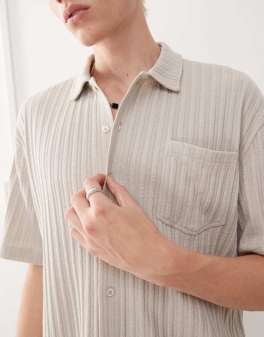 Veckodagströja i ribbad jersey i beige - Image 4