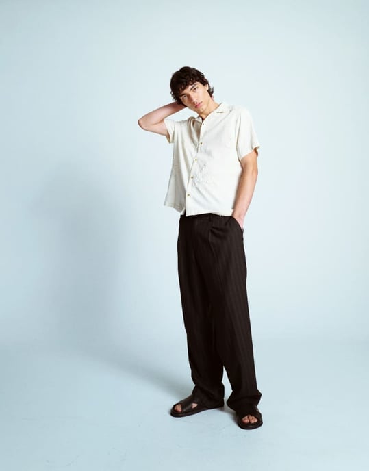 Topman kortärmad handbroderad skjorta i sten - Image 3