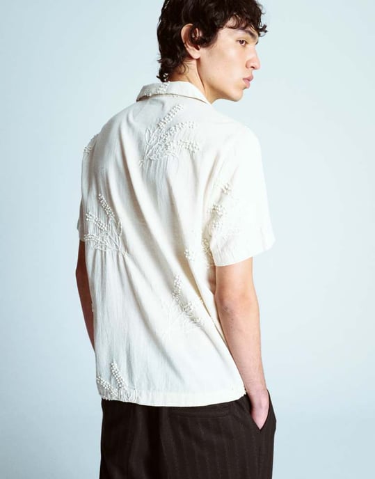 Topman kortärmad handbroderad skjorta i sten - Image 4