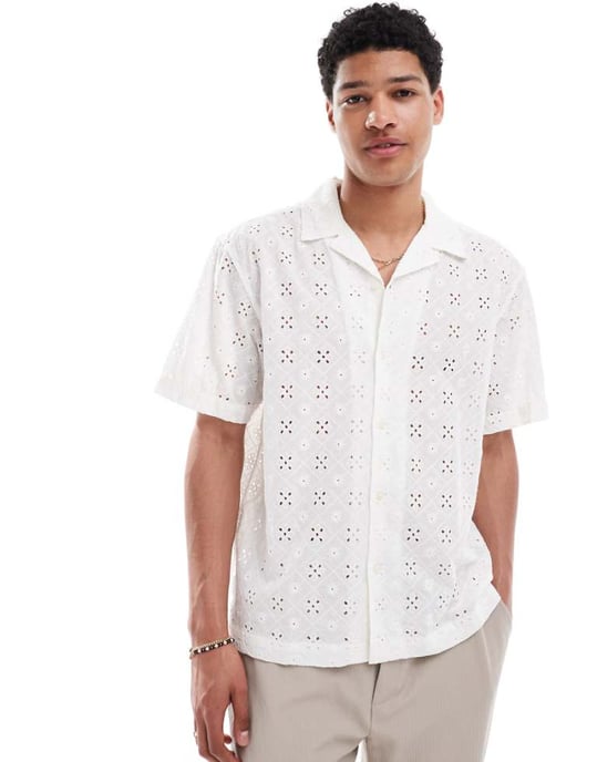 ONLY & SONS lös passform broderad skjorta i vitt - Image 1