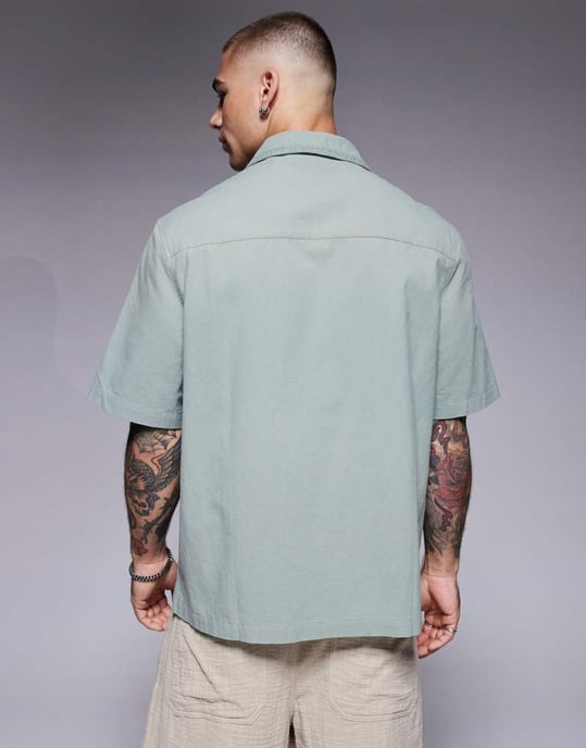 ASOS DESIGN texturerad skjorta med krage i grön - Image 4
