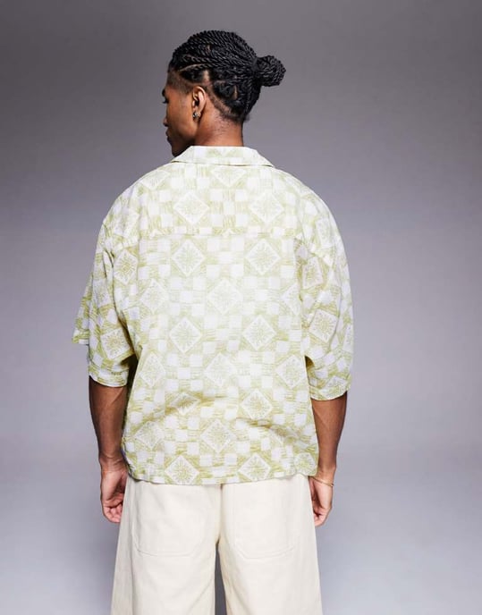 ASOS DESIGN boxy oversized texturerad skjorta med plattmönster i salviagrön - Image 4