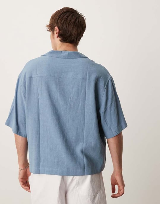 ASOS DESIGN boxy oversized skjorta i linneblandning med revers i blått - Image 4