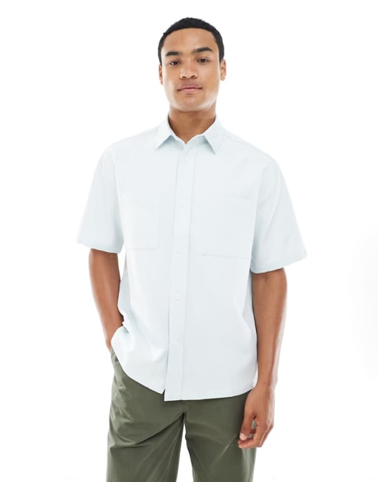 ASOS DESIGN avslappnad skjorta med fickor i blått - Image 1
