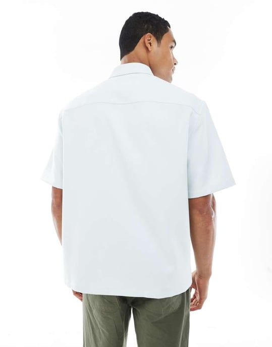 ASOS DESIGN avslappnad skjorta med fickor i blått - Image 3