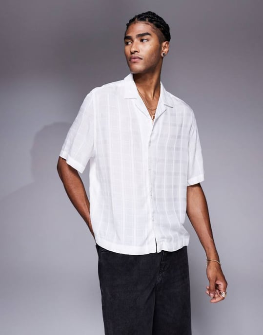 ASOS DESIGN boxy revere genomskinlig skjorta med rutigt mönster i vitt - Image 1