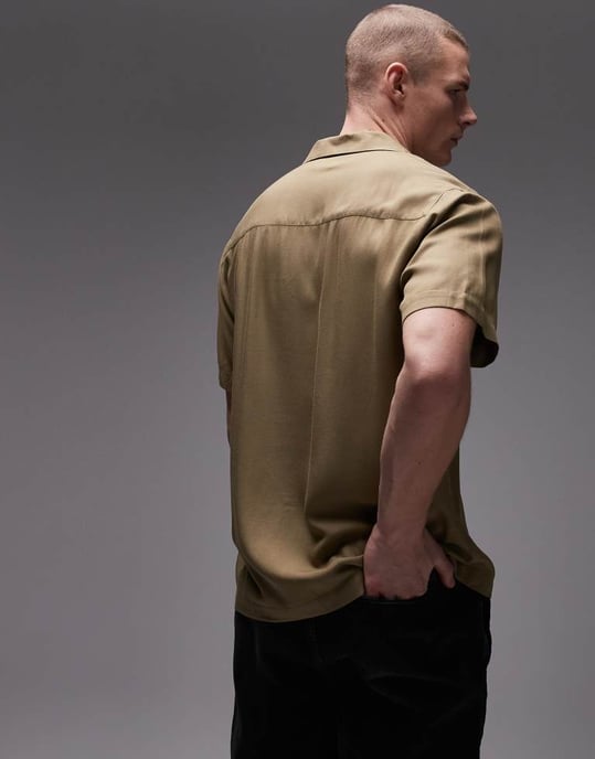 Topman kortärmad skjorta i khaki - Image 2