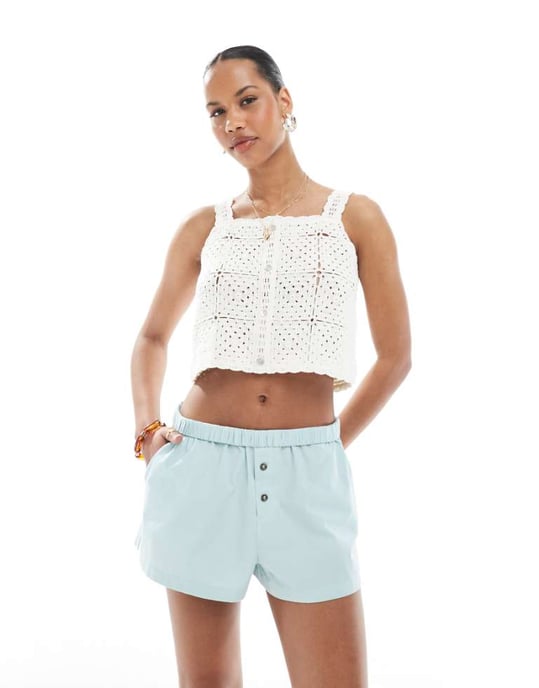 ASOS DESIGN shorts med veckad midja i blått - Image 1