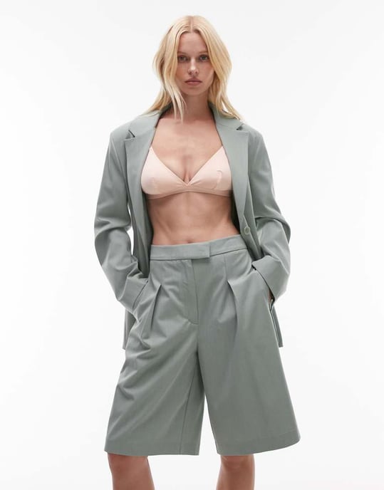 ASOS DESIGN skräddarsydda vida bermudashorts i salvia co-ord - Image 2