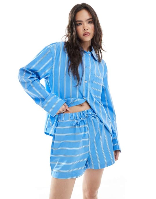 ASOS DESIGN bomulls-poplin boxershorts med kontrasterande randriktning - Image 2