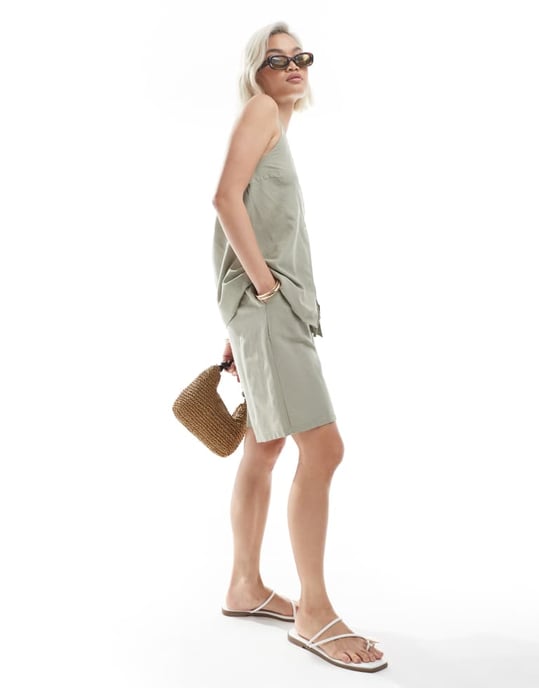 Vero Moda kort co-ord med knytning i midjan i havsgräs - Image 2