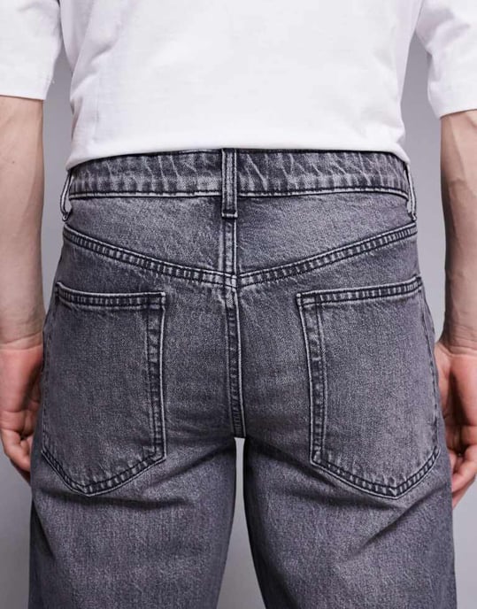 ASOS DESIGN slim fit jeans i tvättad svart - Image 4