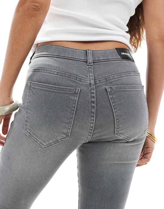 Dr Denim Petite Lexy Bootcut midwaist slim fit bootcut jeans i tvättad grå - Image 4