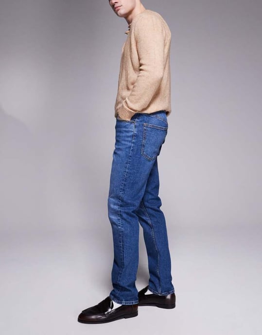 ASOS DESIGN slim fit jeans i medtvättad blå - Image 3