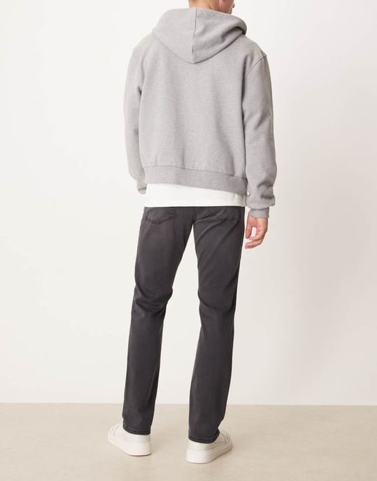ASOS DESIGN slim jeans i tvättad svart - Image 2