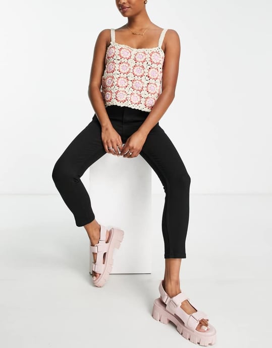 Miss Selfridge Petite skinny jean in black - Image 3