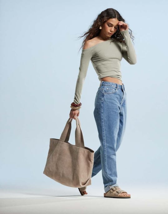 ASOS DESIGN hög midja avslappnade mom jeans i ren blå - Image 2
