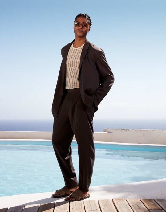 ASOS DESIGN avslappnad oversized lätt kostymjacka i grått - Image 4