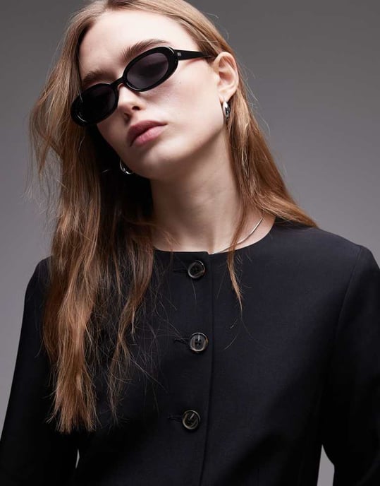 Topshop rundhalsad kraglös blazer i svart - Image 3