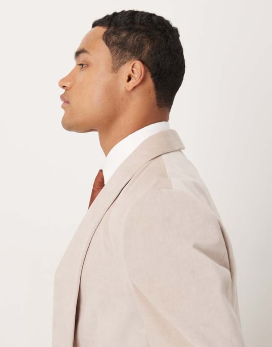 ASOS DESIGN sommarvikt bomullsvelvet smal blazer i beige - Image 4